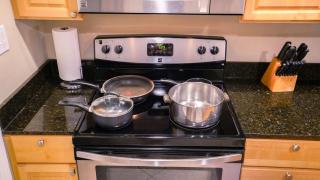 5mins To Coliseum-1st Fl Condo-pool-bbq-wd - Biloxi - 1