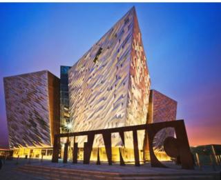 Cosy 1 bedroom apartment with secure PRIVATE parking and excellent transport links - Belfast - 1