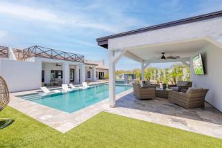 HOZHO Residence on Mountain View Villa Theater Arcade - Scottsdale - 9