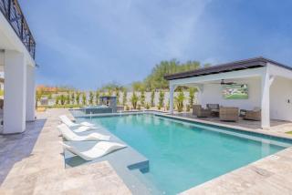 HOZHO Residence on Mountain View Villa Theater Arcade - Scottsdale - 3