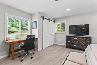 Spacious Mableton Home-Deck/Yard - Mableton - 3