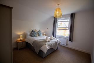 Hilltop Apartments - Salisbury - 8