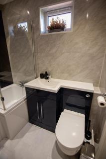 Hilltop Apartments - Salisbury - 4