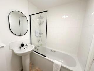 Newman House by Blue Skies Stays - Stockton-on-Tees - 5
