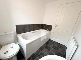 James House by Blue Skies Stays - Middlesbrough - 2