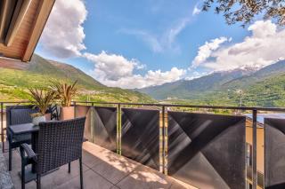 Alpine Luxury Penthouse - Private Gym & Alps View - Ponte in Valtellina - 8