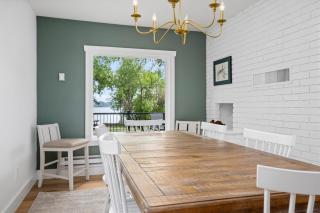 Cottage on Medicine Lake - Plymouth - 2
