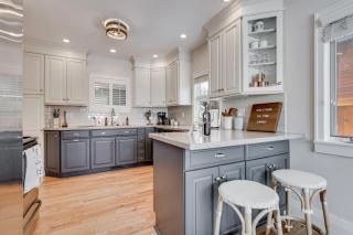 Lakefront Cottage - Excelsior - 6