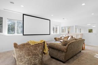The Happy Home - - 4