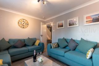 Coastal Home away from home by ADLIV - 6