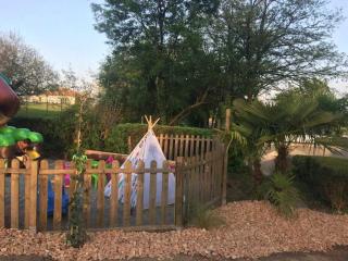 Camping 3 étoiles - Piscine - ccbbehi - Verruyes - 1