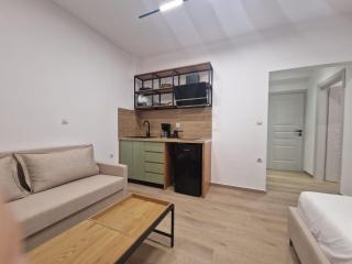 LIDO APARTMENTS - Himare - 1