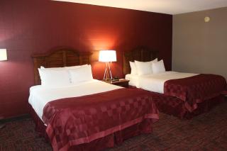 Ramada by Wyndham Grand Forks - Grand Forks - 8