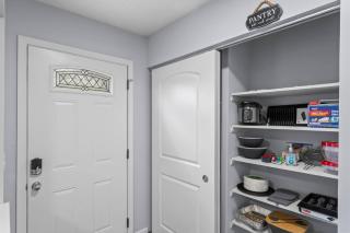 Cozy 2-Bedroom Townhome with fenced backyard/gazebo - Smyrna - 3