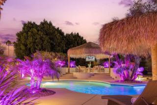 HOZHO Residence on Palms Villa with Pool Spa Pickleball - Scottsdale - 0