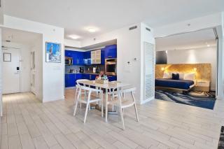 23rd Floor W 2BR with Den, Ocean Views, Sleeps 8 - 7