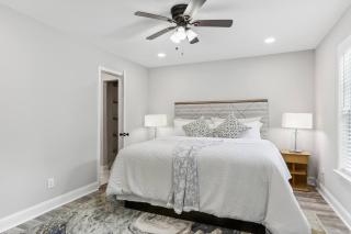 Dreamy 2-King Bedroom Townhome near Braves Stadium - Smyrna - 4