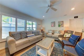 Siesta Key Village Heated pool - Siesta Key - 2