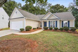 Sophisticated 3 Bedroom Retreat-Near Six Flags - Austell - 9