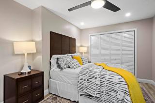 Stylishly Restored Townhome - Convenient access - Mableton - 4