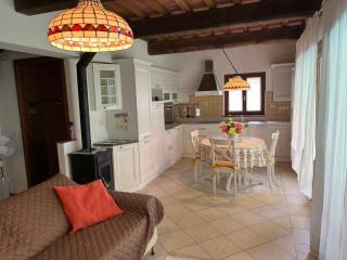 Villa nel verde | civico 2 - 4