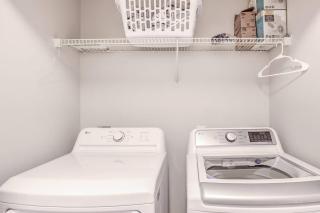 Suburban Retreat Cozy 3 Bedroom- Very accessible - Dallas - 6