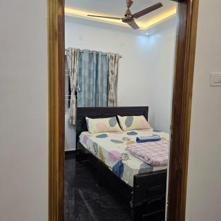 Padmini's home stay New apartment 2bhk - Tirupati - 8