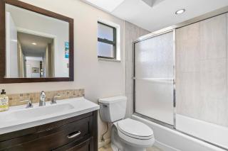 Walk to the Beach & Everywhere! Private Pool! - Marco Island - 8