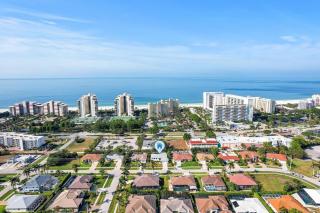 Walk to the Beach & Everywhere! Private Pool! - Marco Island - 6