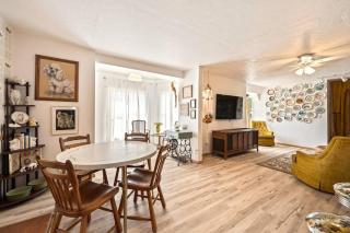 Chickadee Suite - Cashmere - 1