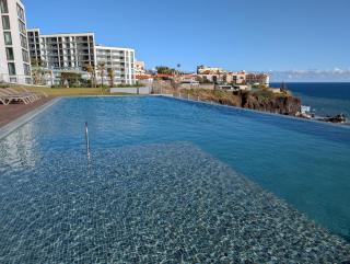 Breathtaking Oceanfront Living, Sunset Facing 3-Bedroom Flat in Acqua Residences - 5