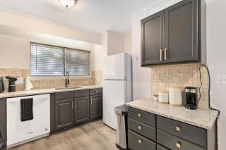 Stylish 2BR Condo near Uptown and NoDa - Charlotte - 1
