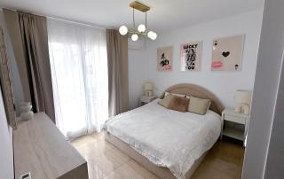 Vistalmar - Modern Poolside Apartment with Large Terrace, in Manilva - Manilva - 2