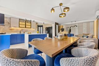Luxury Pool Seaside Apartments Zadar - 1
