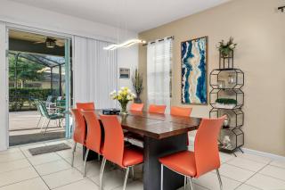 5 Beds Heated Pool at Solterra Resort - 9