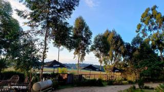 Hilltop Getaway Grill - - 9