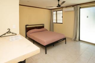 Private Entry Suite with Patio and ample bathroom - Cancún - 0