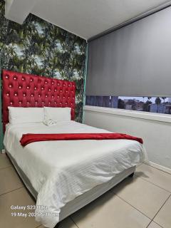 40 CZ KUBS Oxford Apartments - East London - 7