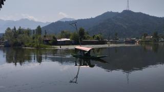 New Dunhill Houseboat - Srinagar - 8