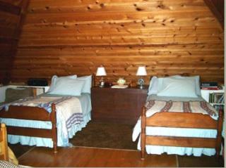 Fairmount Bed & Breakfast - Basswood - 7