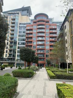 2 Bedroom Apartment Battersea Reach - Londra - 9
