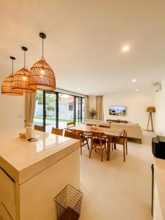 Villa Balibiza 3 Kerobokan - Seminyak - 4