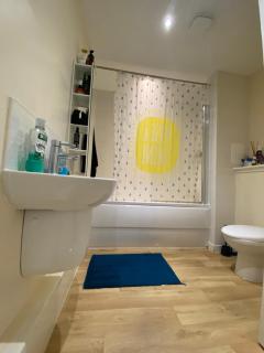Cosy Room with Shared Bathroom - Edimburgo - 2