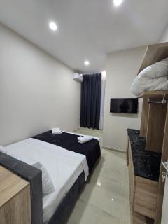Hostel Rooms Apartament D&G Gjeli - Durazzo - 3