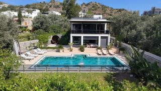 Sea View Villa in most upscale Yalikavak - 0