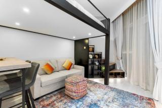 Miami Vibes | Canal View | Fully Furnished Studio - 5