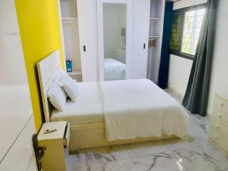 Tawfekh Villa with Pool, Sea View, and Balcony - Dakar - 1