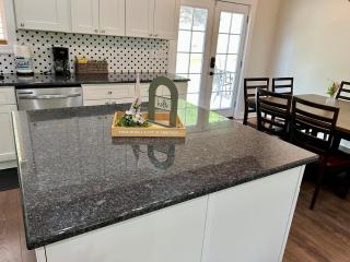 Cozy 3 BR Cabin with Pond on 3 acres - New River Gorge - Summersville Lake - 4