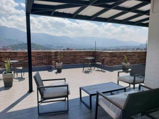 Laureles penthouse, jacuzzi-rooftop fun in the sun - Medellín - 7