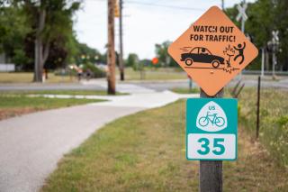 Le Nid Trailside 1BD Close to Beach Downtown - 2